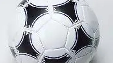 标题改写：官方揭秘：罗伯逊越位神操作，范戴克破门被判无效，英超争议一幕引热议！